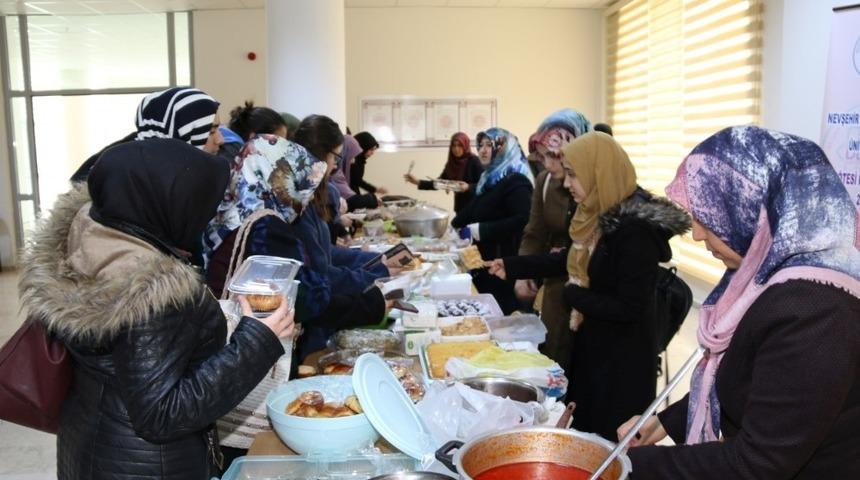 NEV&Uuml; &ouml;ğrencileri Yemen&rsquo;deki drama kayıtsız kalmadı