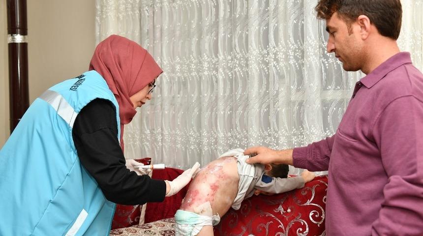 Kelebek hastası kardeşlere belediye desteği