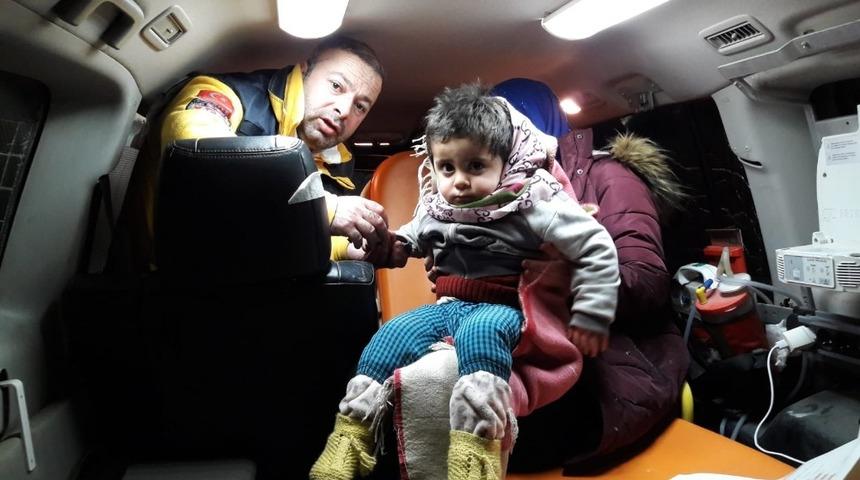 Sara n&ouml;beti ge&ccedil;iren &ccedil;ocuğa 8 saat sonra ulaşıldı