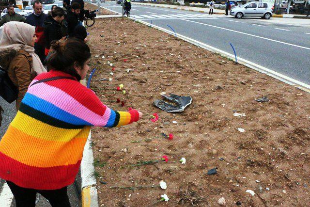 Kazada ölen üniversite öğrencisi gözyaşlarıyla uğurlandı (2)