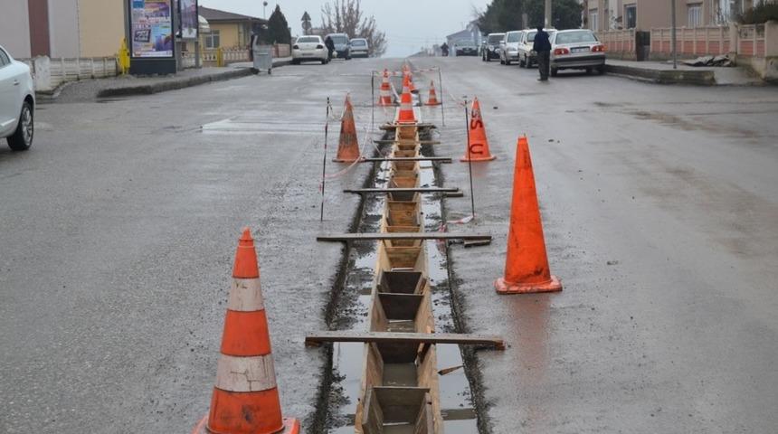 Yağmur suyu drenaj &ccedil;alışmaları devam ediyor