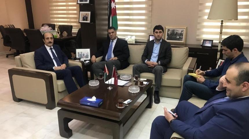 Rekt&ouml;r Polat, &Uuml;rd&uuml;n B&uuml;y&uuml;kel&ccedil;isini ziyaret etti