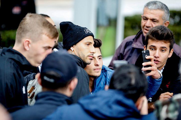 Burak Yılmaz'a büyük şok! İmza atmadan... G4