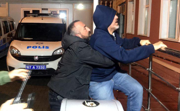 Dini nikahlı eşine kızıp kızını rehin aldı G4