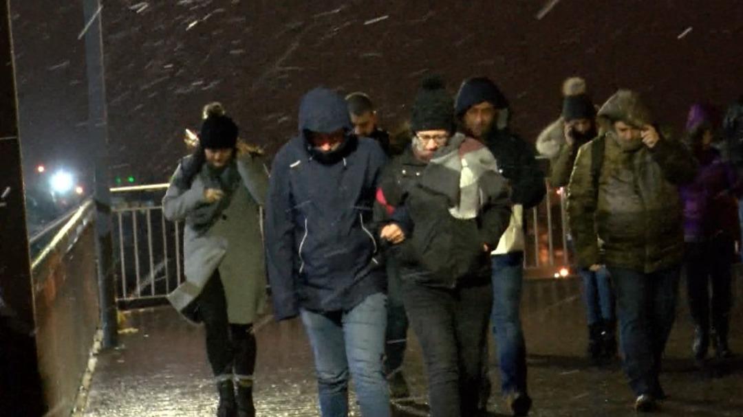 İstanbul'da beklenen kar yağışı başladı