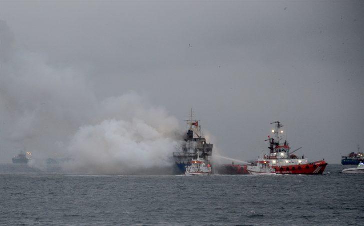 Pendik'te gemi yangını G3