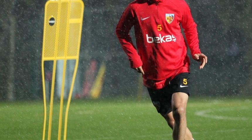 Kayserispor&rsquo;un Yerli Messi&rsquo;si imza atıyor