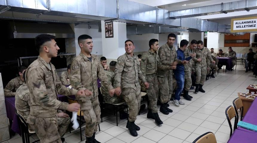 Mehmet&ccedil;ik i&ccedil;in moral etkinliği