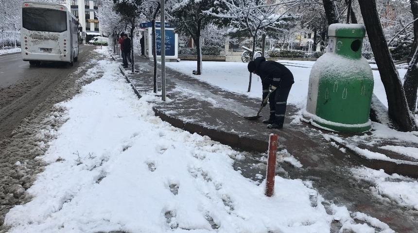 Keşan beyaza b&uuml;r&uuml;nd&uuml;
