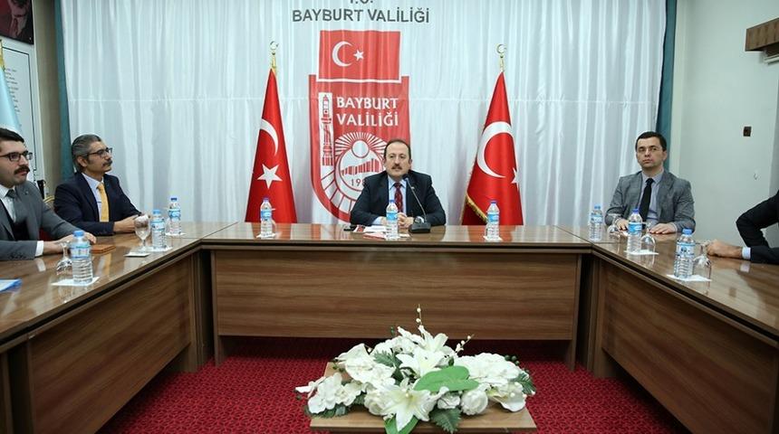Vali Pehlivan: &ldquo;&Ccedil;alışmalarımızda vatandaşlarımızın şeklen değil g&ouml;n&uuml;lden teşekk&uuml;rlerini almalıyız&rdquo;