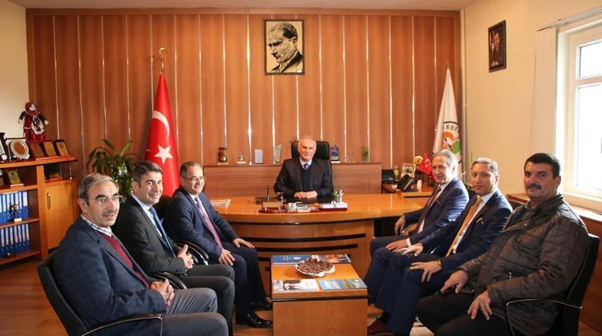 Milli Eğitim M&uuml;d&uuml;r&uuml; Ekinci Yeşilhisar il&ccedil;esini ziyaret etti