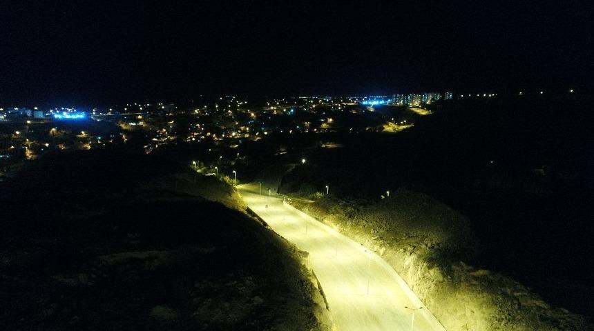 İncesu&rsquo;da sıcak asfalt, yol &ccedil;izgisi ve aydınlatma &ccedil;alışmaları tamamlandı