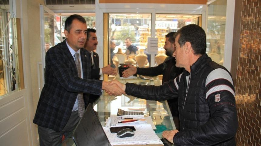 Başkan Yüksel’den esnaf ziyareti