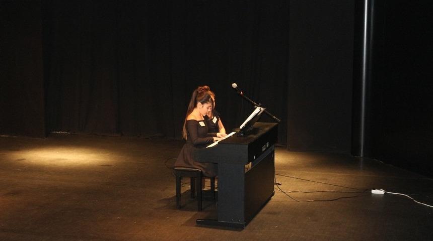 &Ccedil;ocuklardan ustalara taş &ccedil;ıkartan piyano resitali