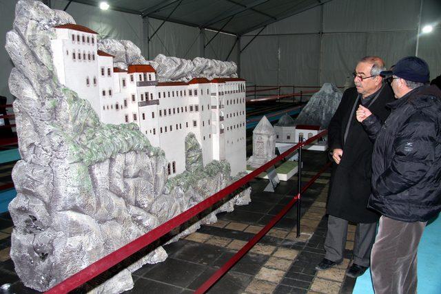 Kayseri'de 'Anadolu Minia Müzesi Sergisi' açıldı