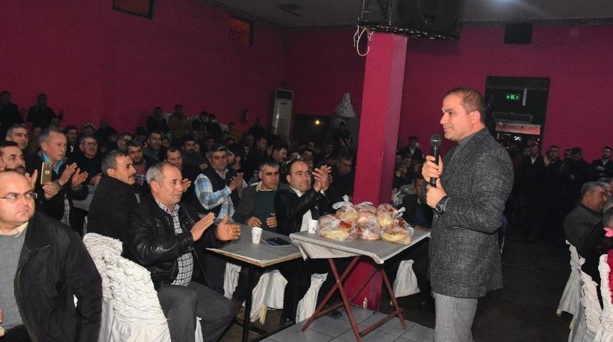 Başkan U&ccedil;ak pazarcı esnafıyla bir araya geldi