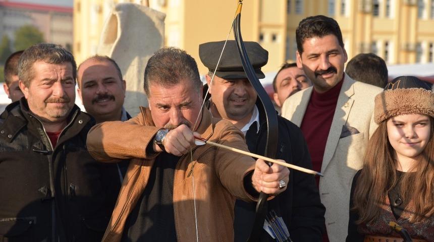 Mersin&rsquo;de kurtuluş coşkusu etkinliklerle ta&ccedil;landı