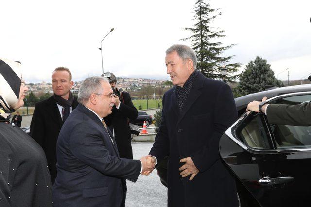 Bakan Akar dan Tank Palet Fabrikası nda inceleme (2) 2