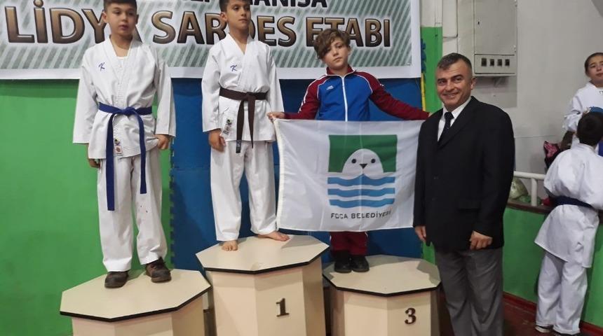 Fo&ccedil;alı karateciler Ege Karate Ligi&rsquo;ne puanla başladı