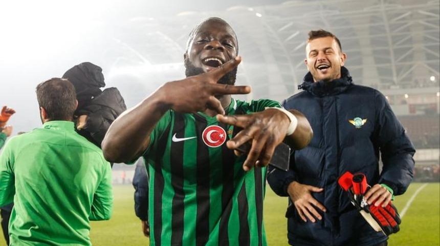 Elvis Manu, Akhisarspor'un Antalya kampına katılmadı