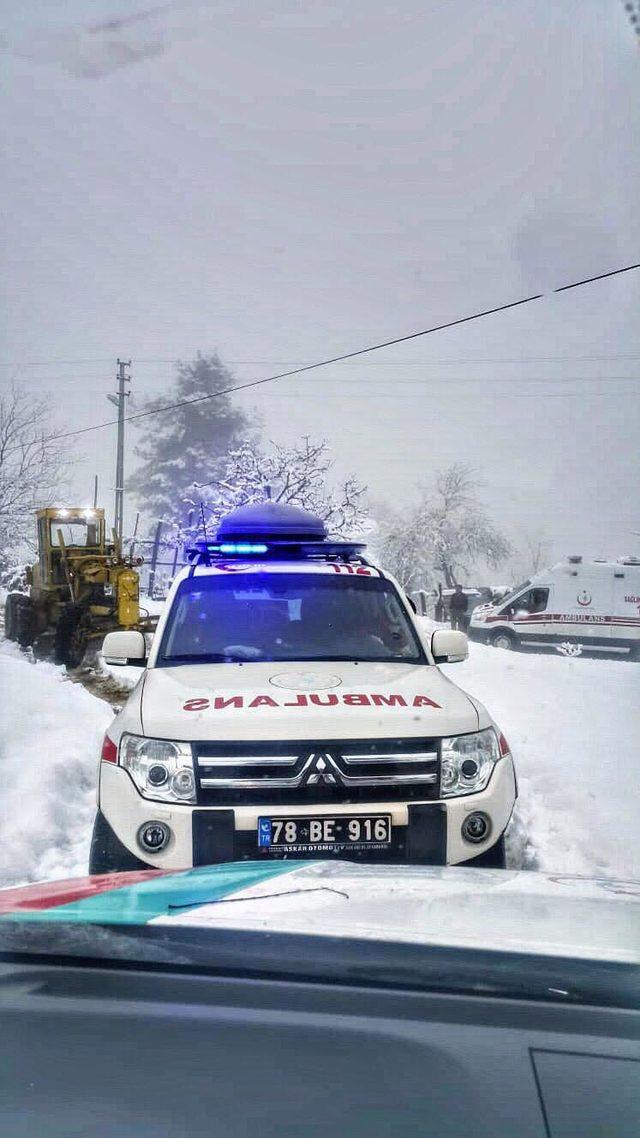 Sağlık ekipleri zor yol şartlarına rağmen hastaya ulaştı