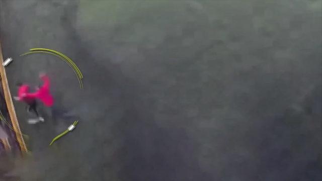 Halı sahada hatalı pas dayağı kamerada