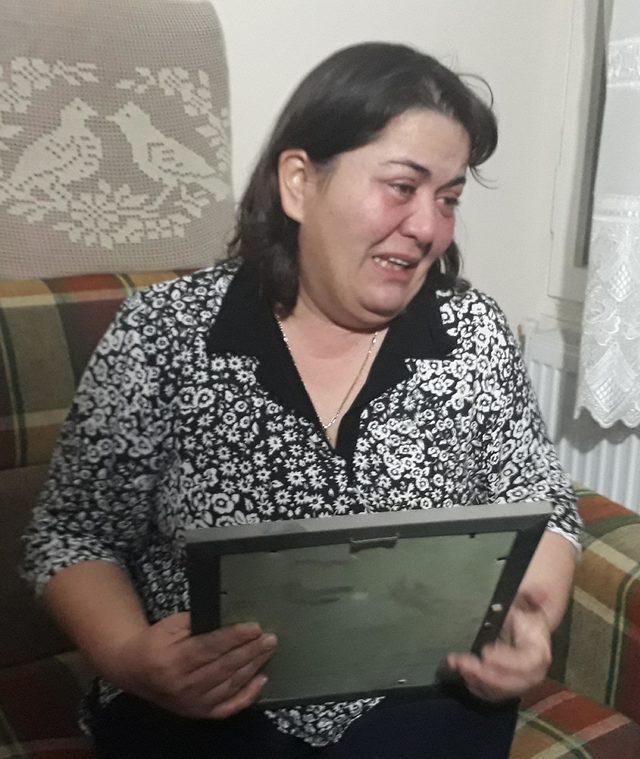 Ukrayna'da ölü bulunan Zeynep'in İzmir'deki ailesinin evinde yas (2)