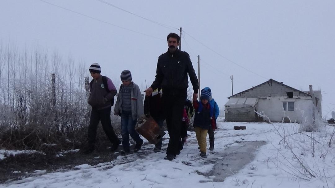 Her şey &ccedil;ocuklarının okuması i&ccedil;in