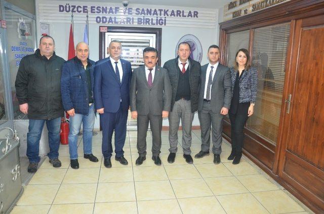 MHP’li Başkan adayı Bıyık, “Düzce esnafın sorunlarını iyi biliyorum”