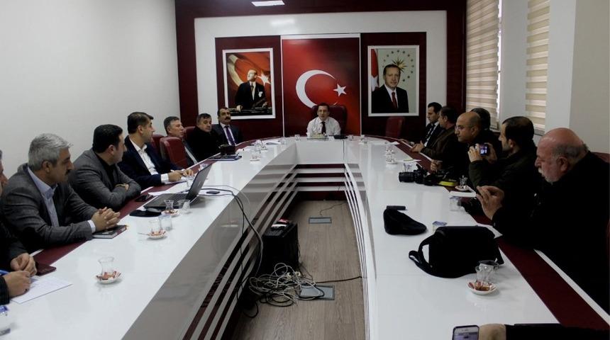 Kahta&rsquo;da 40 bin badem fidanı dağıtılacak