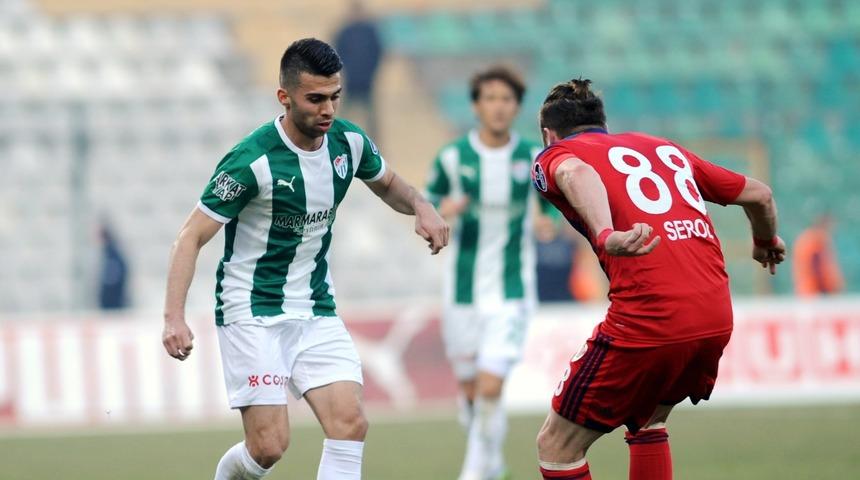 Bursaspor Emre Taşdemir ile yollarını ayırdı