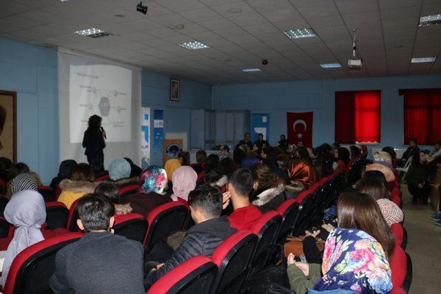 DPÜ- KAMER ve İŞKUR ortaklığında kariyer eğitimleri semineri