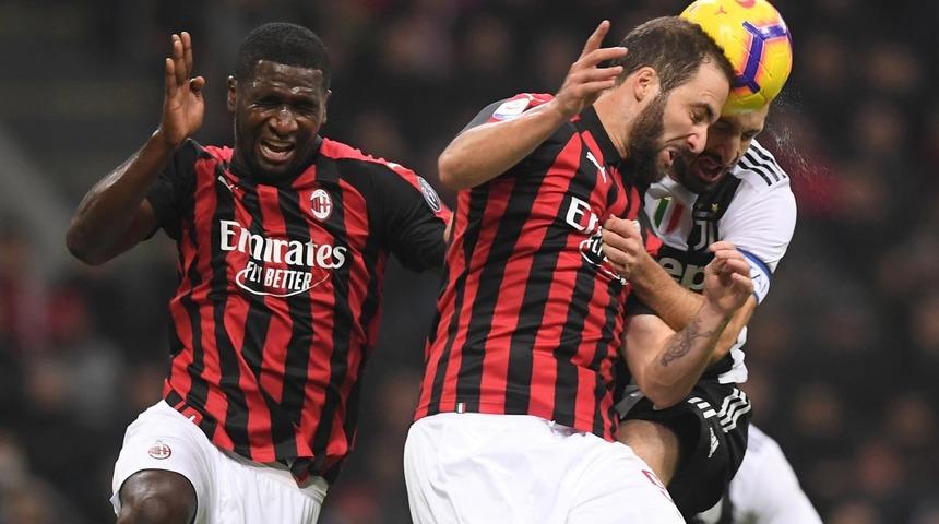 Beşiktaş stoper Cristian Zapata ile temasa geçti