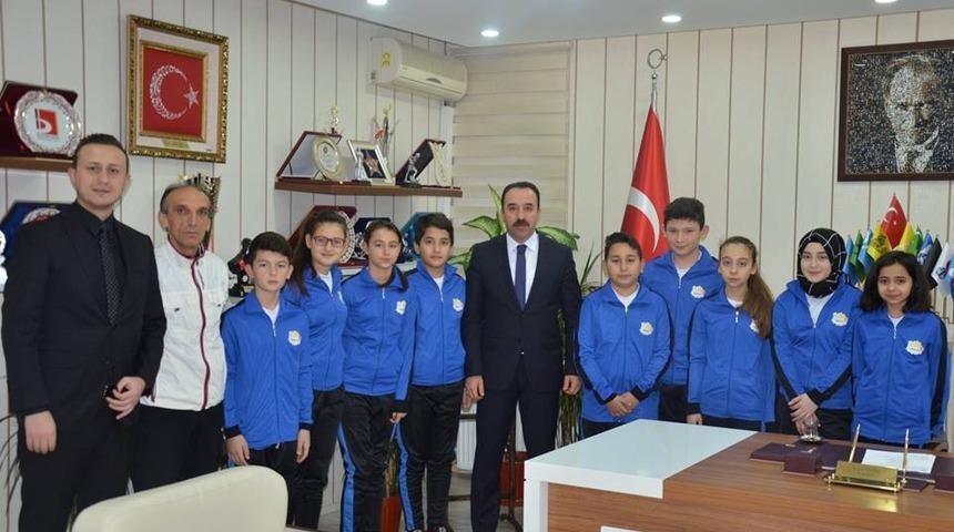 Anadolu Yıldızlar Ligi&rsquo;ne uğurlandılar