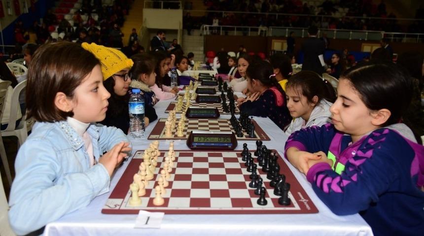 7 Ocak Kurtuluş Kupası Satran&ccedil; Turnuvası Başladı