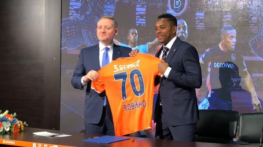 Robinho resmen Başakşehir'de