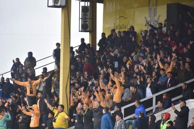 Aliağaspor’un Teknik Sorumlusu Çetin, sezonun ilk yarısını değerlendirdi