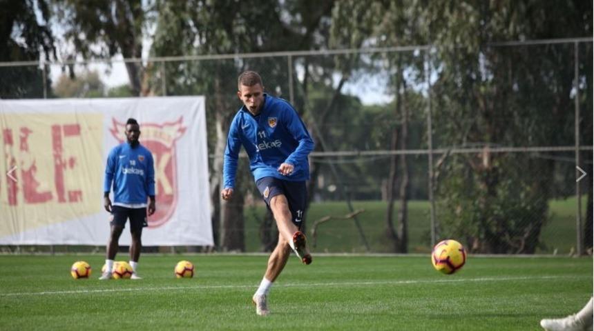 Kayserispor şut &ccedil;alıştı