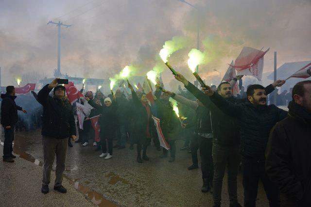 CHP Bursa Büyükşehir adayı Bozbey, ilk ziyaretini İnegöl’e yaptı (2)