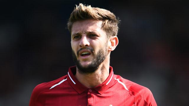 Fenerbahçe, Adam Lallana transferi için Southampton ile yarışıyor