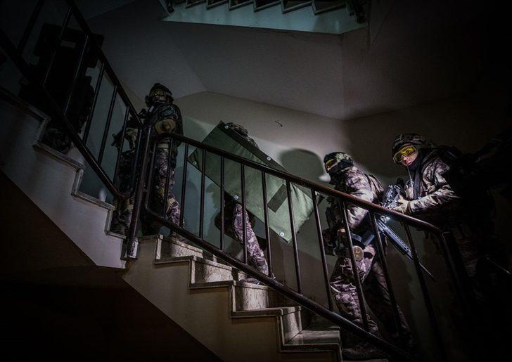 Ankara'da bin polisle operasyon G4