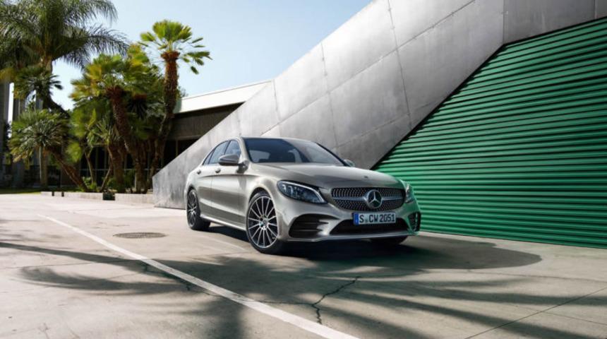 Mercedes c-200 yeni motoruyla çok sevilecek! (Yeni Mercedes C 200 d özellikleri)