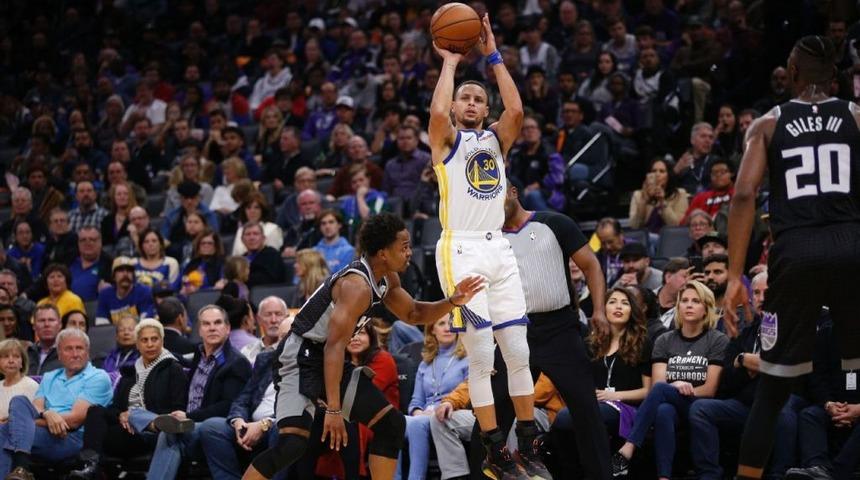 Sacramento Kings 123 - 127 Golden State Warriors