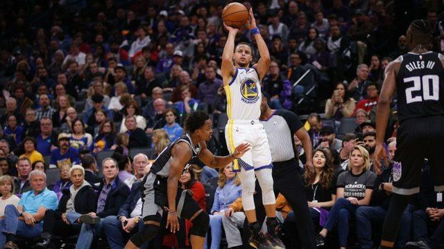 Sacramento Kings 123 - 127 Golden State Warriors
