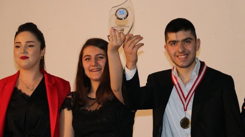 Van&rsquo;da &lsquo;Kavram Starını Arıyor&rsquo; ses yarışması