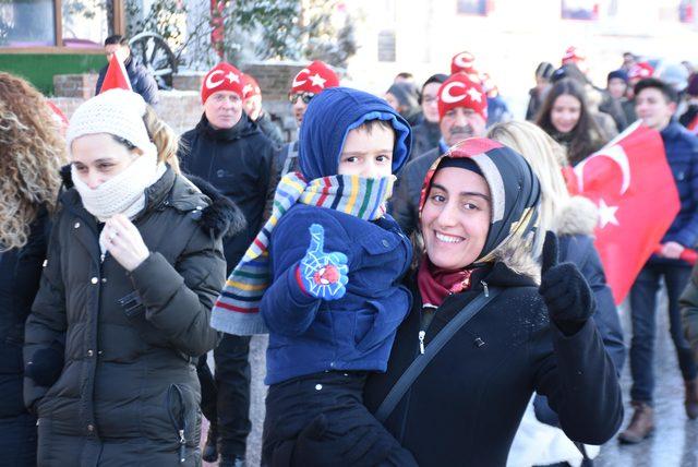 Sarıkamış şehitleri, Edirne'de dondurucu soğukta anıldı