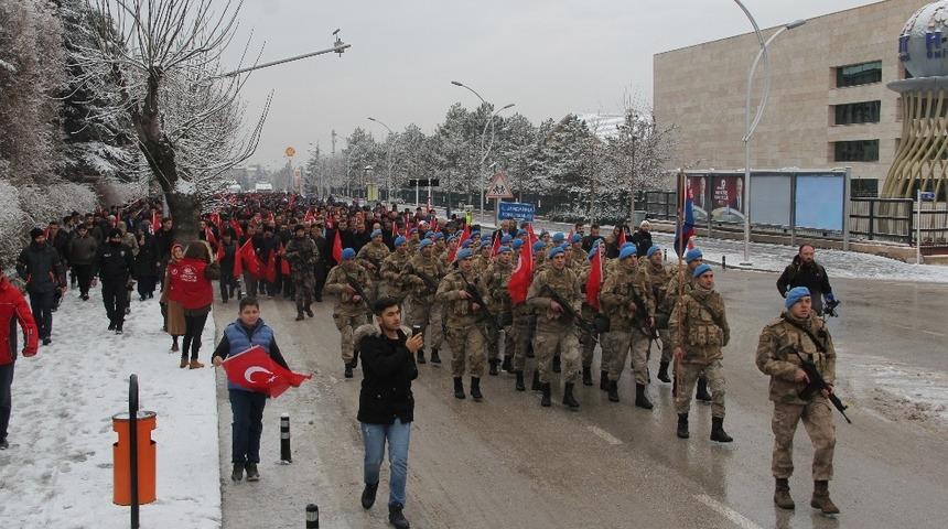 Sarıkamış şehitleri &Ccedil;orum&rsquo;da anıldı