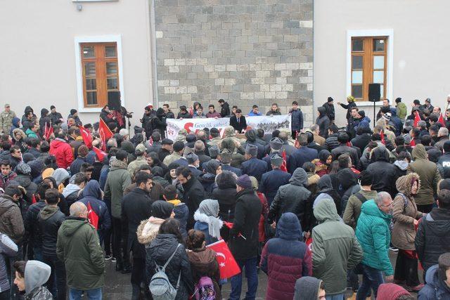 Erzincan’da vefakar gençlik fedakar ecdadı için yürüdü