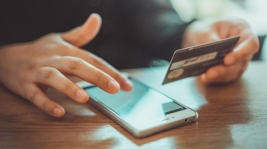 İnternetten alışveriş yapanlar için kritik uyarı: Bunu sakın yapmayın!