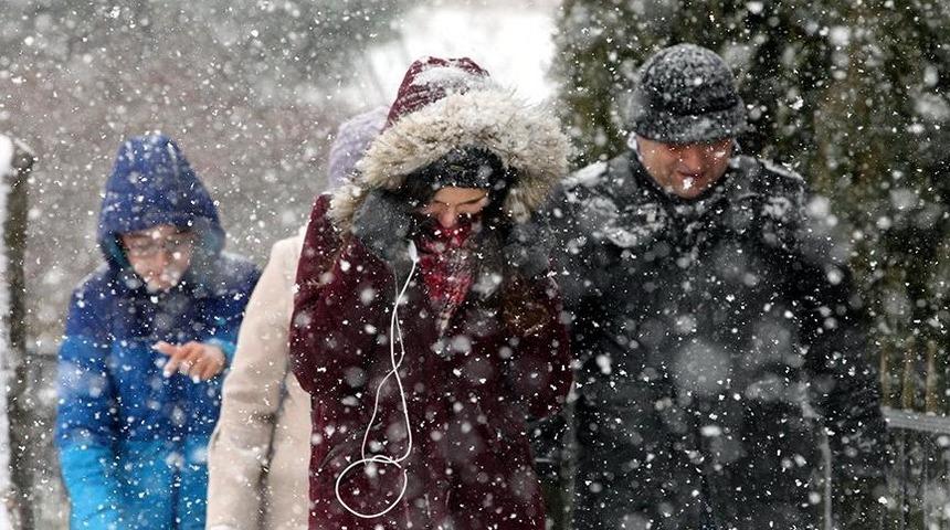 İstanbul'a kar ne zaman yağacak? Meteoroloji'den son hava durumu tahmini uyarısı!